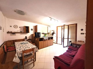 Trilocale in Affitto a Massa, zona Marina di Massa, 600&euro;, 65 m², arredato