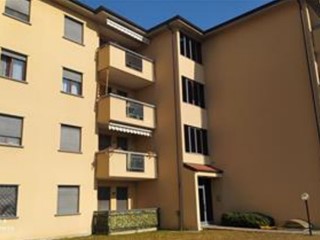 Bilocale in Vendita a Ornago, 79'670&euro;, 63 m², con Box