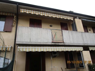 Quadrilocale in Vendita a Osio Sopra, 74'250&euro;, 135 m², con Box