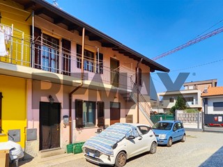 Trilocale in Vendita a Misinto, 130'000&euro;, 95 m²
