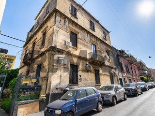 Trilocale in Vendita a Catania, 85'000&euro;, 34 m²