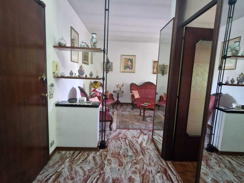 Appartamento in Vendita a Rovigo, 140'000&euro;, 140 m², con Box