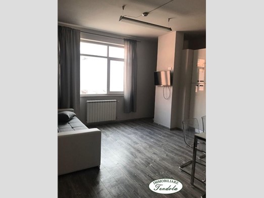 Trilocale in Vendita a Carrara, 135'000&euro;, 70 m²