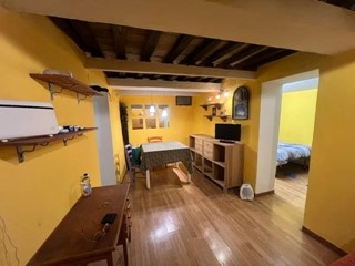 Bilocale in Vendita a Siena, 70'000&euro;, 45 m², arredato