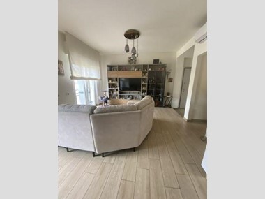 Appartamento in Vendita a Arcola, zona Romito Magra, 175'000&euro;, 82 m², arredato