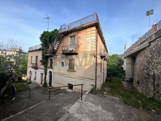 Appartamento in Vendita a Corigliano Rossano, 49'500&euro;, 276 m², con Box