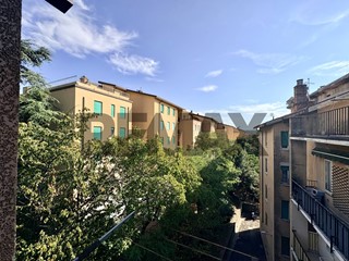 Bilocale in Vendita a Trieste, 119'000&euro;, 62 m²