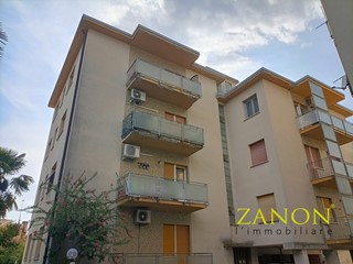 Quadrilocale in Vendita a Gorizia, 115'000&euro;, 78 m²