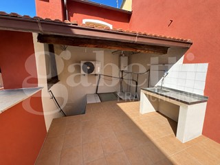 Trilocale in Vendita a Taggia, 99'000&euro;, 60 m², arredato