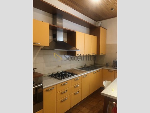 Bilocale in Affitto a Trieste, 700&euro;, 70 m², arredato