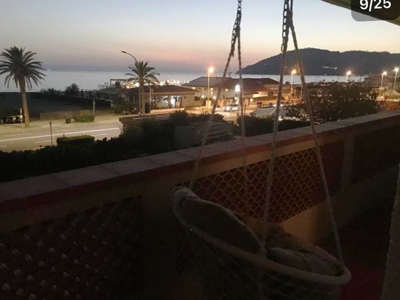 Trilocale in Affitto a Carrara, zona Marina Di Carrara, 1'000&euro;, 70 m², arredato