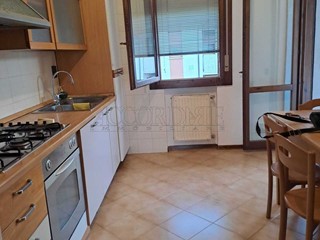 Quadrilocale in Affitto a Selvazzano Dentro, zona Selvazzano Dentro, 650&euro;, 90 m²