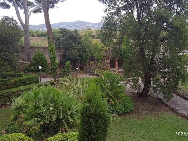 Trilocale in Affitto a Livorno, 1'200&euro;, 95 m²