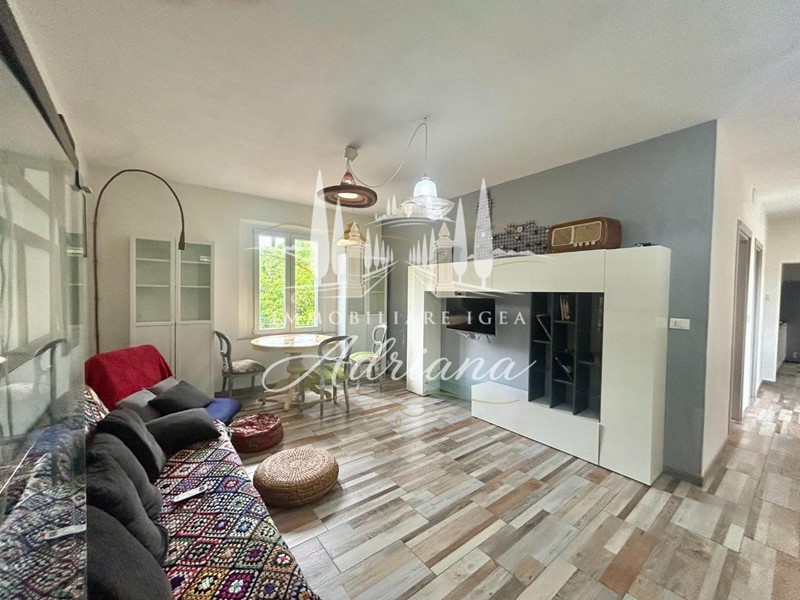 Appartamento in Vendita a Siena, zona Ruffolo, 275'000&euro;, 113 m²