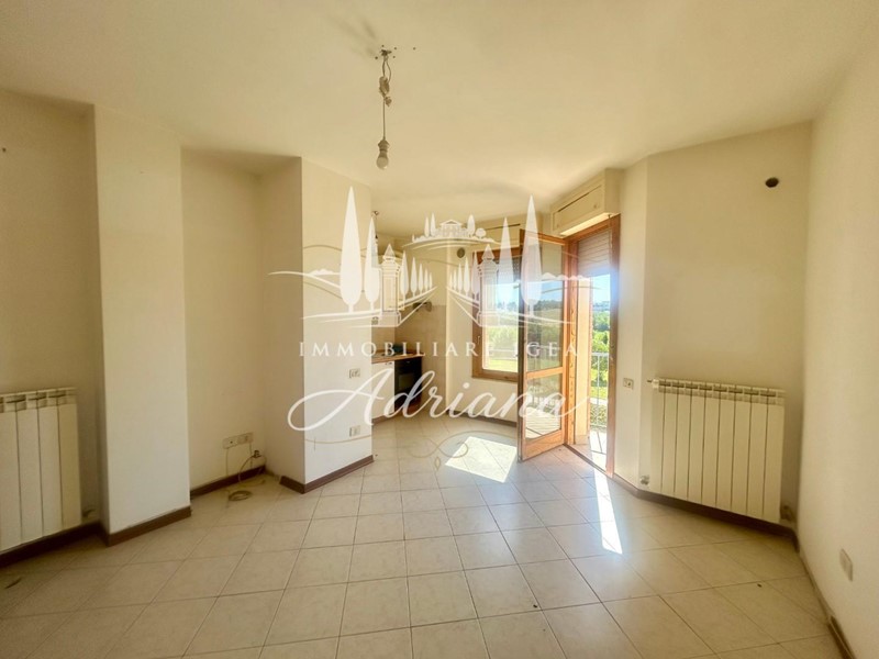 Bilocale in Vendita a Siena, zona Taverne D'arbia, 115'000&euro;, 52 m²