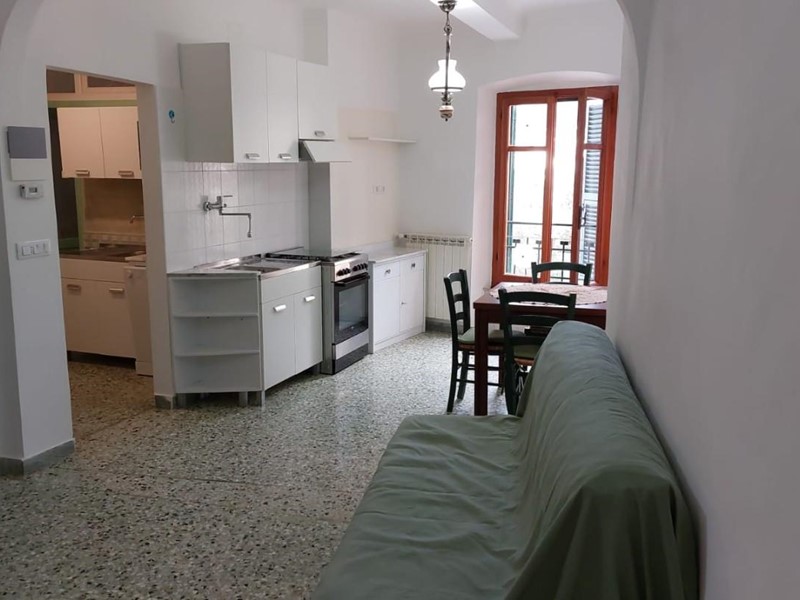 Quadrilocale in Affitto a Massa, 650&euro;, 65 m², arredato