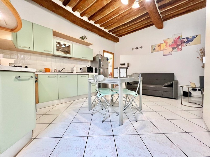 Bilocale in Vendita a Colle di Val D'Elsa, 95'000&euro;, 47 m²