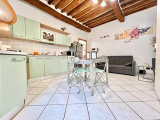 Bilocale in Vendita a Colle di Val D'Elsa, 95'000&euro;, 47 m²