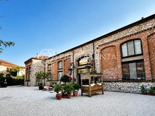 Loft in Vendita a Pietrasanta, 4'200'000&euro;, 749 m², arredato