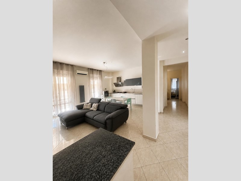 Trilocale in Vendita a Campiglia Marittima, zona Venturina Terme, 165'000&euro;, 80 m², arredato