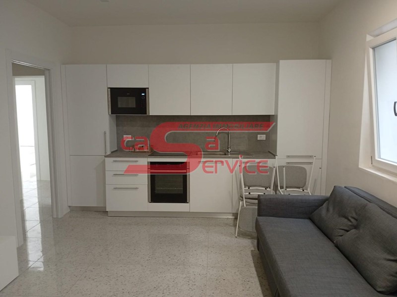 Quadrilocale in Affitto a Montecatini Terme, 1'100&euro;, 95 m², arredato
