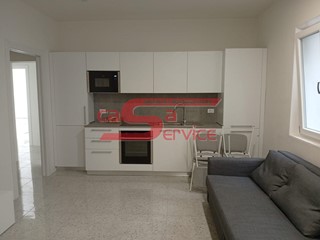 Quadrilocale in Affitto a Montecatini Terme, 1'100&euro;, 95 m², arredato