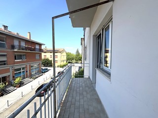 Appartamento in Vendita a Fabriano, 74'000&euro;, 85 m²