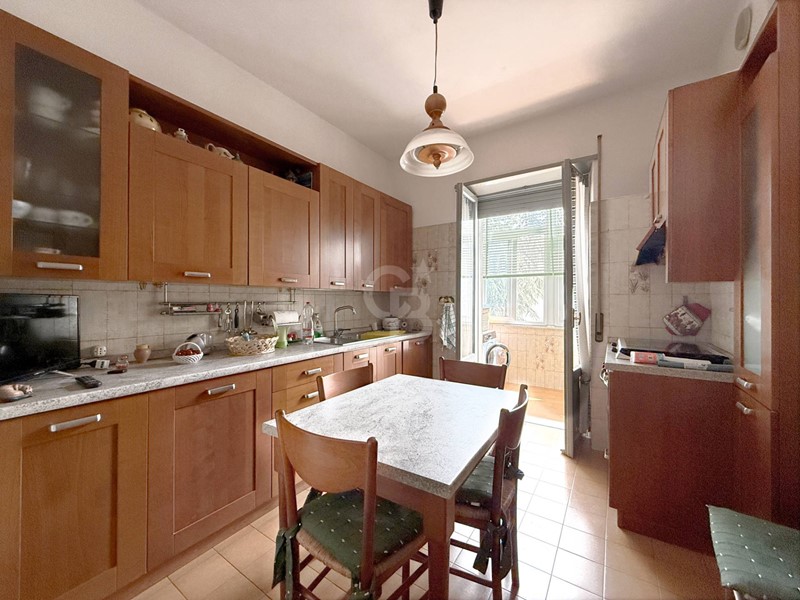 Appartamento in Affitto a Viterbo, 600&euro;, 100 m²