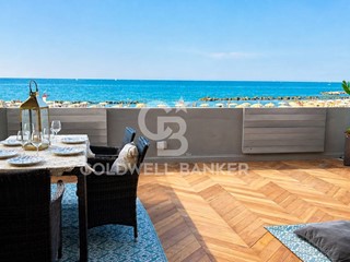 Quadrilocale in Vendita a Rimini, 410'000&euro;, 120 m²