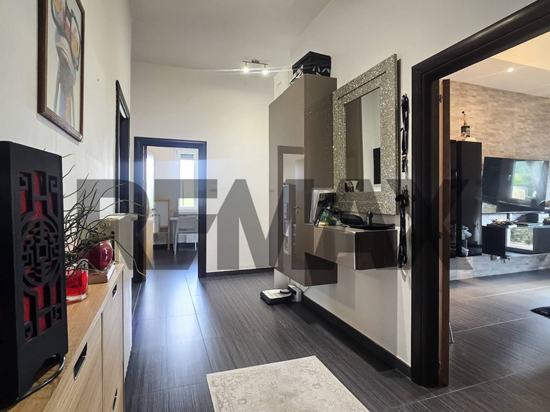 Appartamento in Affitto a Pescara, 800&euro;, 133 m²