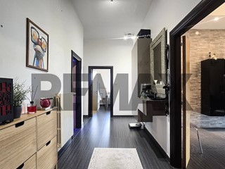 Appartamento in Affitto a Pescara, 800&euro;, 133 m²