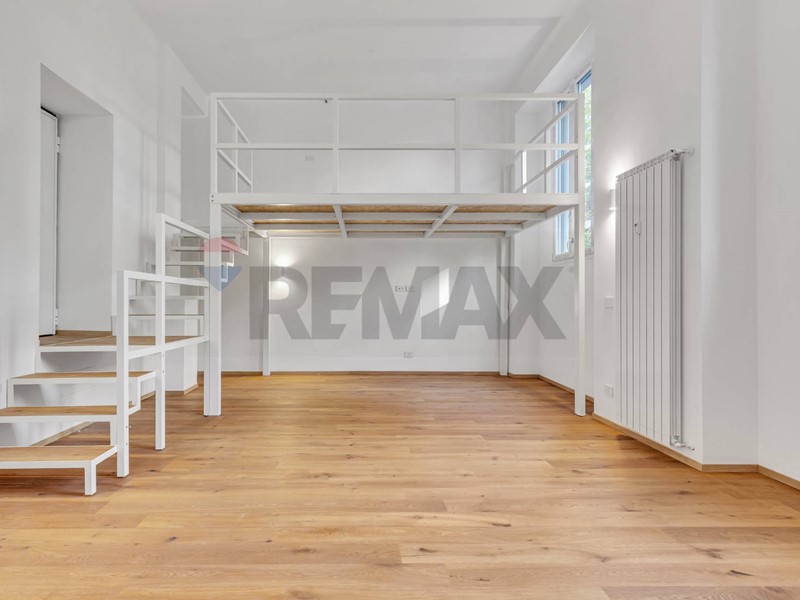 Bilocale in Vendita a Milano, 379'000&euro;, 73 m²