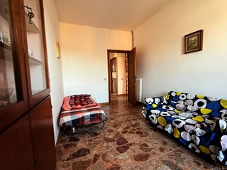 Attico in Vendita a Roma, 185'000&euro;, 85 m²