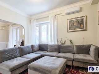 Quadrilocale in Vendita a Roma, 650'000&euro;, 142 m², con Box