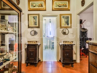 Trilocale in Vendita a Bologna, 275'000&euro;, 90 m², con Box