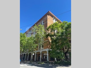 Quadrilocale in Vendita a Bologna, 309'000&euro;, 100 m²