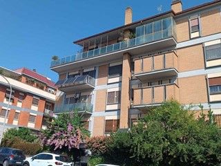 Appartamento in Vendita a Roma, zona Eur, 489'000&euro;, 160 m², con Box