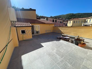 Quadrilocale in Vendita a Taggia, 165'000&euro;, 120 m²