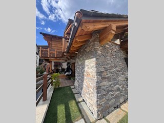 Appartamento in Affitto a Courmayeur, zona Centro, 7'500&euro;, 180 m², arredato, con Box