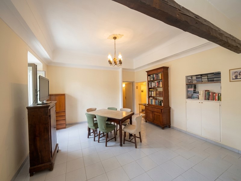 Appartamento in Vendita a Novafeltria, 145'000&euro;, 151 m², con Box