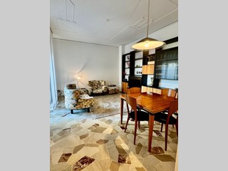 Appartamento in Affitto a Rovigo, zona Centro cittÃ, 650&euro;, 100 m², arredato, con Box