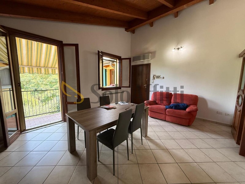 Quadrilocale in Affitto a Modena, 900&euro;, 80 m²