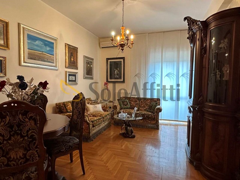 Trilocale in Affitto a Terni, zona Centrale, 550&euro;, 90 m², arredato