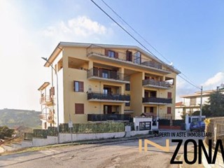 Trilocale in Vendita a Mosciano Sant'Angelo, 45'000&euro;, 111 m²