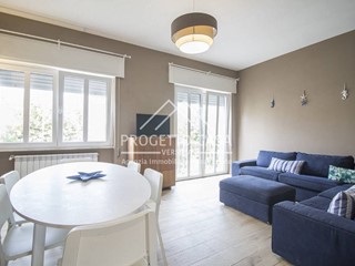 Quadrilocale in Vendita a Camaiore, 480'000&euro;, 96 m²