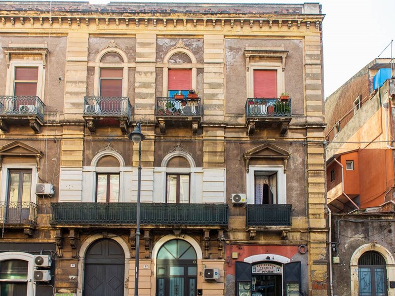 Bilocale in Vendita a Catania, 58'000&euro;, 55 m²