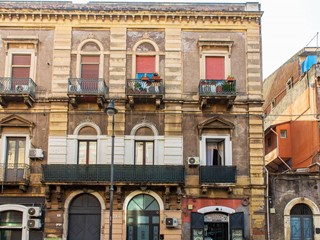 Bilocale in Vendita a Catania, 58'000&euro;, 55 m²