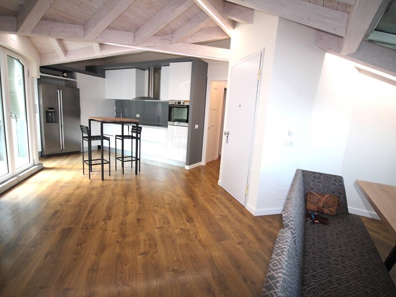Appartamento in Vendita a Cannobio, 450'000&euro;, 100 m²