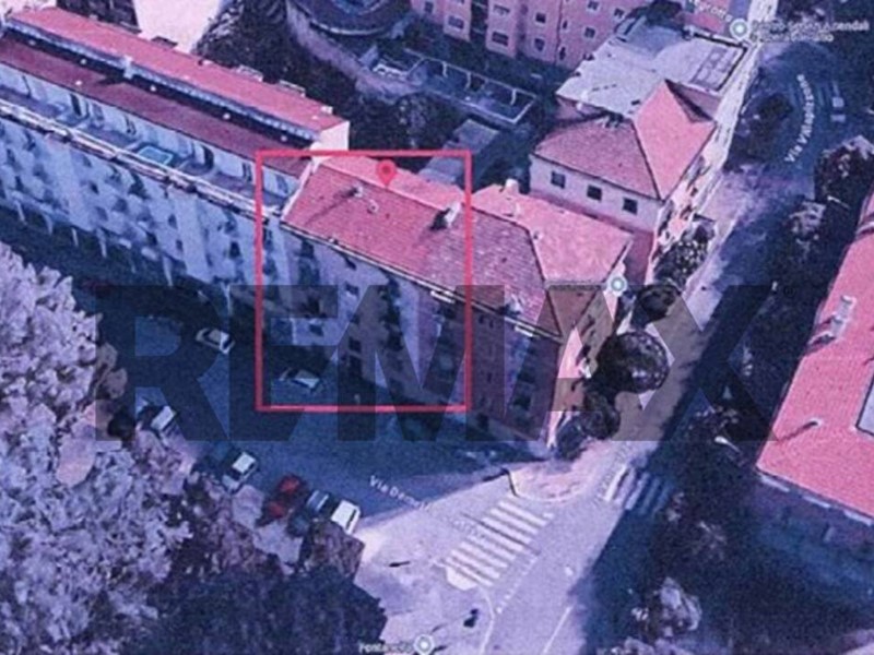 Bilocale in Vendita a Milano, 80'000&euro;, 50 m²