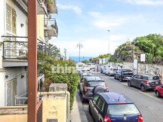 Quadrilocale in Vendita a Aci Castello, 189'000&euro;, 90 m²